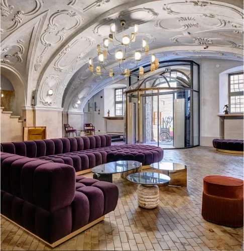 H15 Luxury Palace